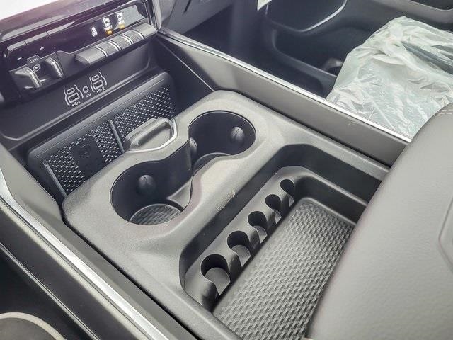 2026 RAM 1500 - Image 17