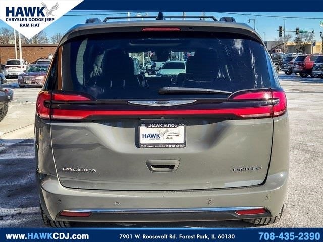 2023 CHRYSLER PACIFICA - Image 5
