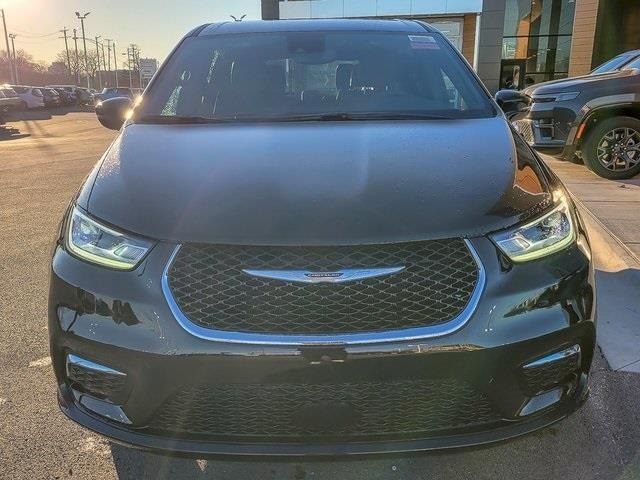 2026 CHRYSLER PACIFICA - Image 4