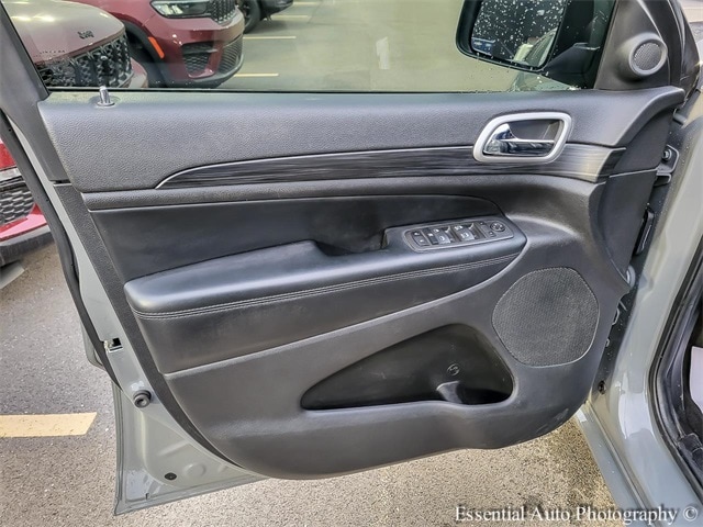 2022 JEEP GRAND CHEROKEE - Image 23