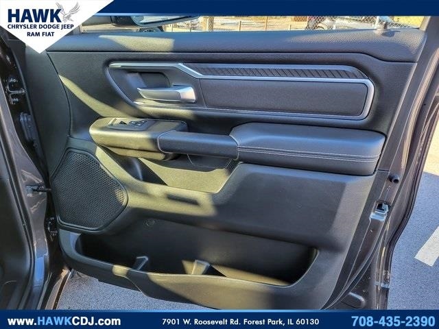 2025 RAM 1500 - Image 34