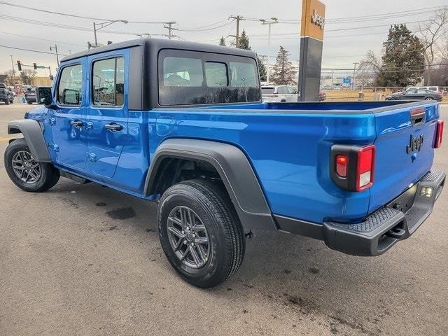 2026 JEEP GLADIATOR - Image 7