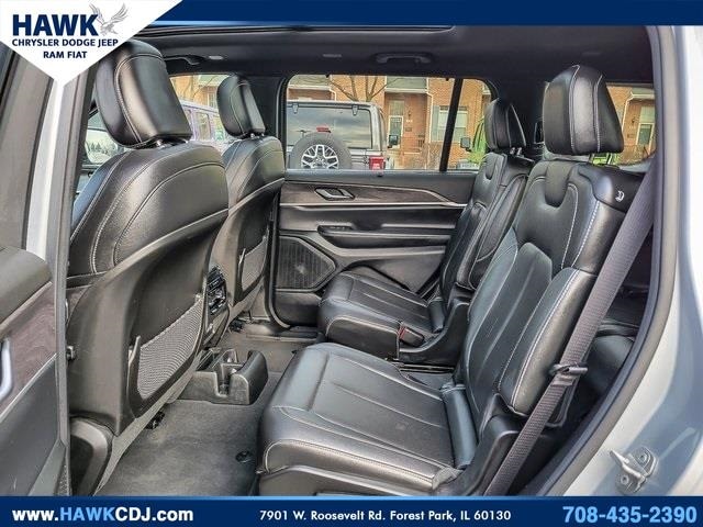 2024 JEEP GRAND CHEROKEE L - Image 11