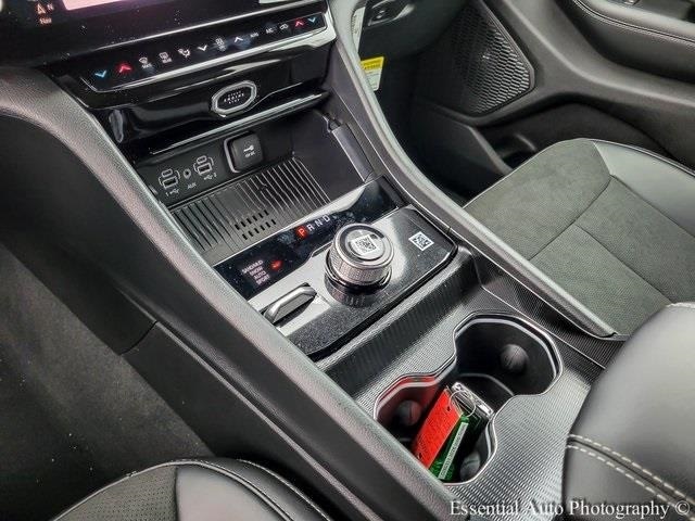 2026 JEEP GRAND CHEROKEE - Image 24