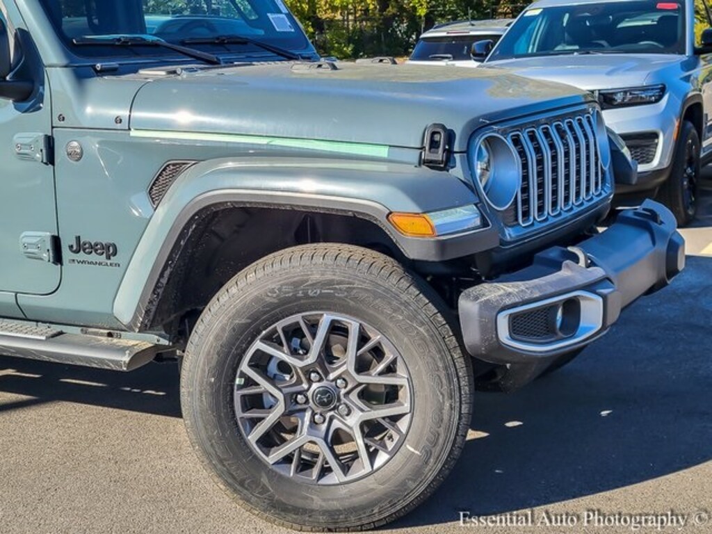 New 2026 Jeep Wrangler Sahara Sport Utility