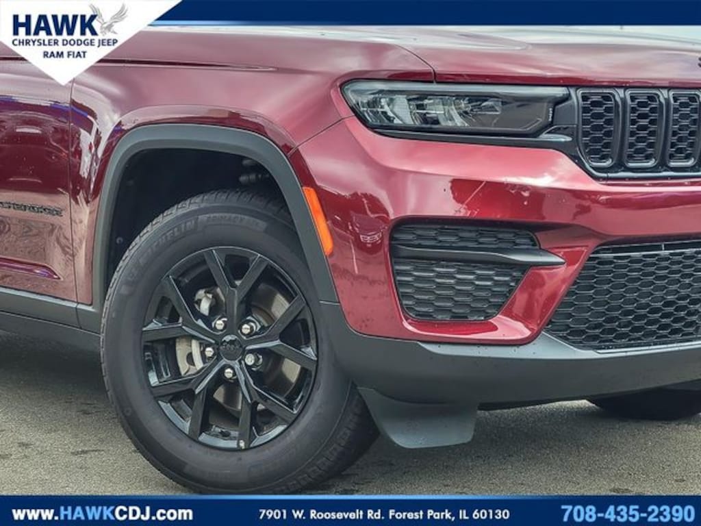 Used 2025 Jeep Grand Cherokee Altitude SUV