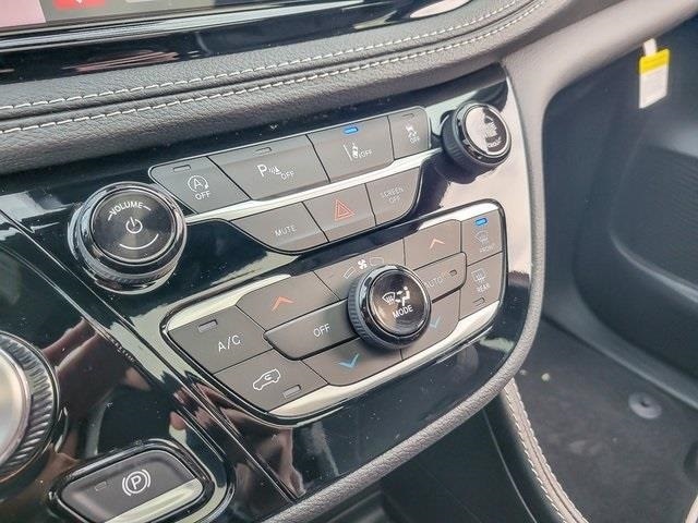 2026 CHRYSLER PACIFICA - Image 17