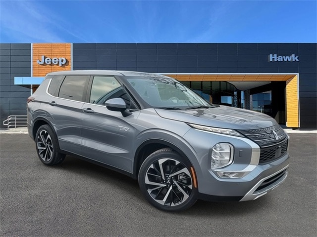 2023 Mitsubishi Outlander Plug-In Hybrid SE