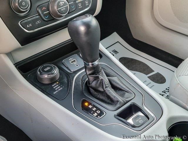 2022 JEEP CHEROKEE - Image 22