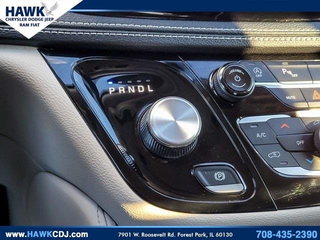 2023 CHRYSLER PACIFICA - Image 26
