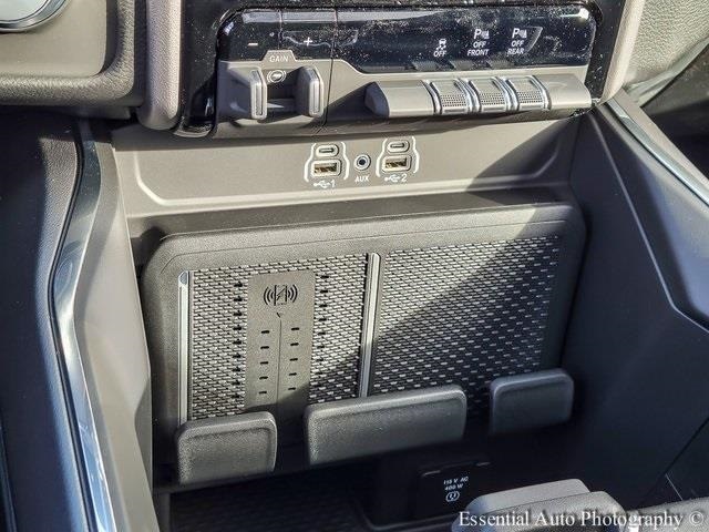 2026 RAM 1500 - Image 22