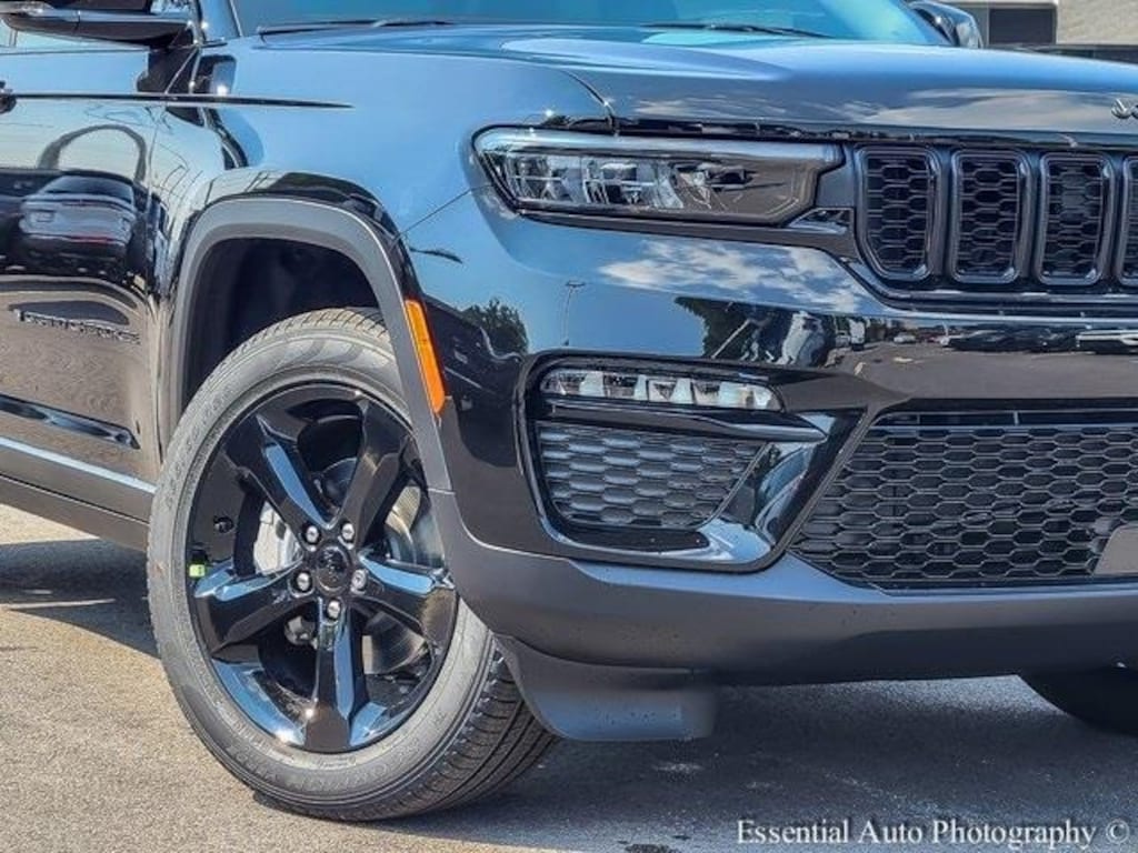 New 2025 Jeep Grand Cherokee Limited Sport Utility