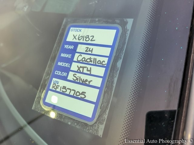 2024 CADILLAC XT4 - Image 8
