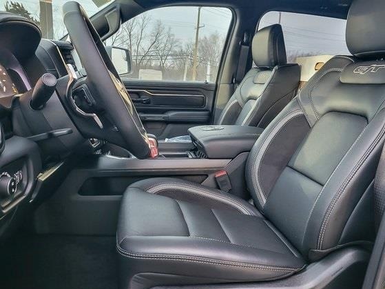 2026 RAM 1500 - Image 10