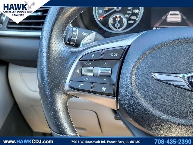 2023 GENESIS G70 - Image 16