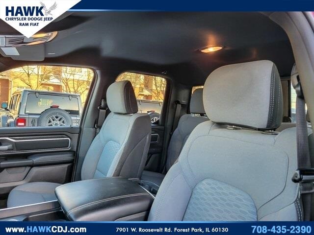 2025 RAM 1500 - Image 10