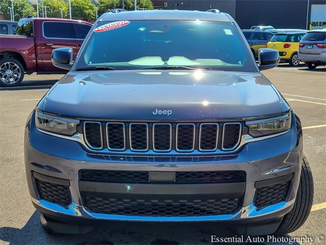 2024 Jeep Grand Cherokee Laredo photo 2