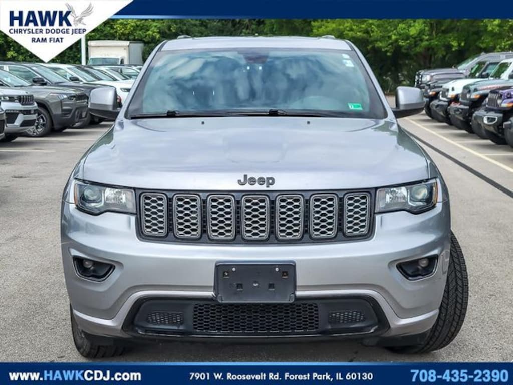 Used 2017 Jeep Grand Cherokee Altitude SUV