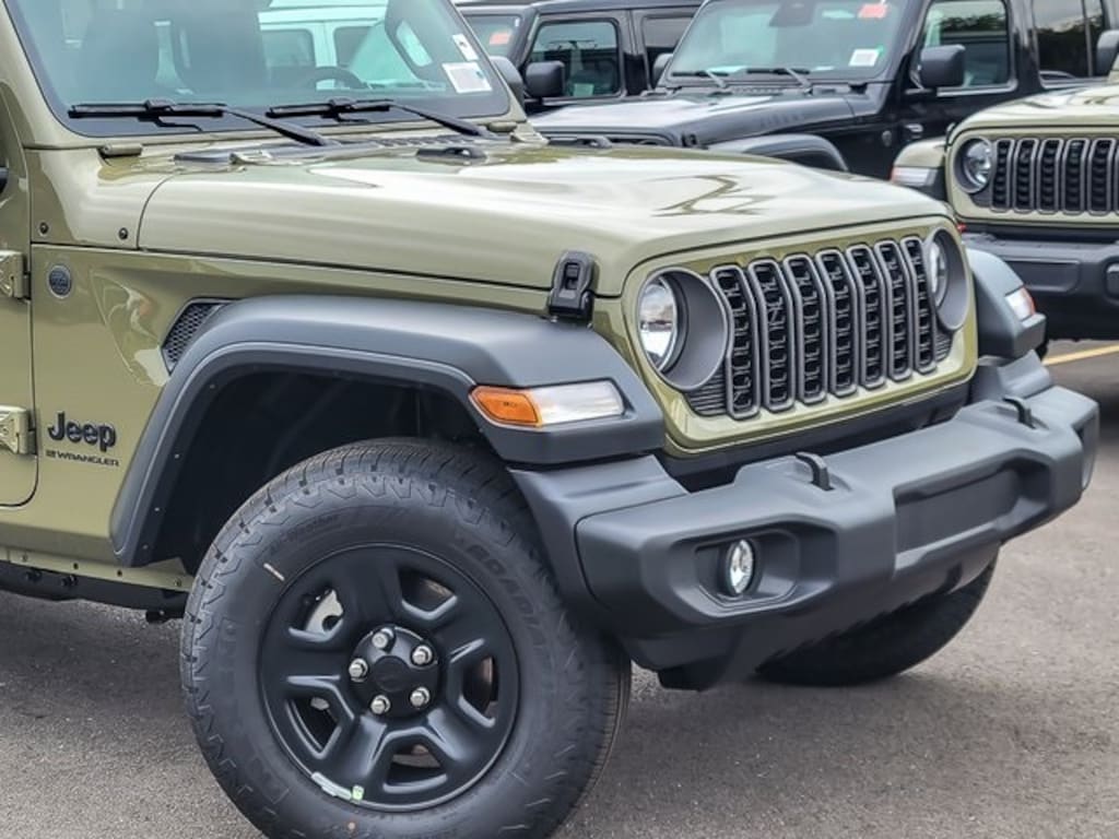 New 2026 Jeep Wrangler Sahara Sport Utility