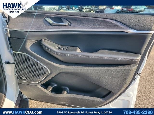 2024 JEEP GRAND CHEROKEE - Image 23