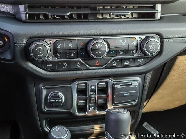 2025 JEEP WRANGLER - Image 22