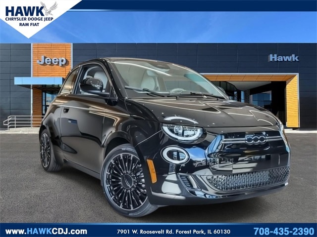 2025 FIAT 500e Base's photo