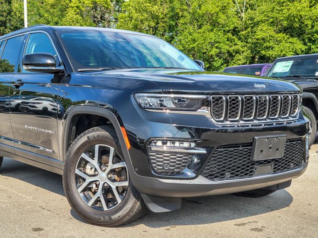 Used 2023 Jeep Grand Cherokee Limited SUV