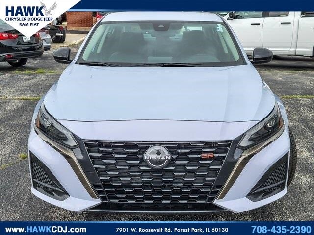 2023 Nissan Altima 2.5 SR photo 4