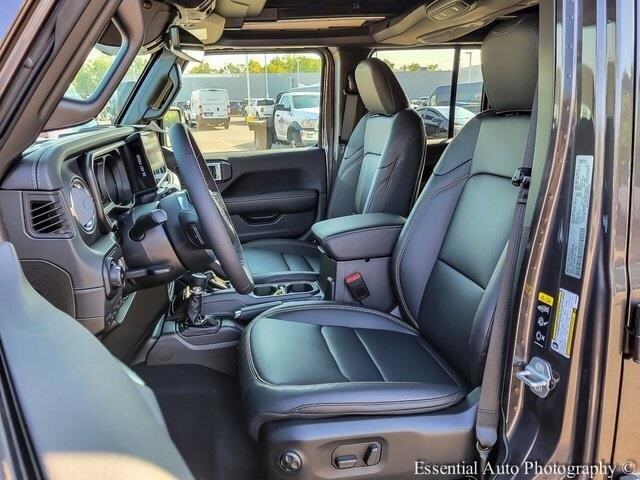 2025 JEEP WRANGLER - Image 9