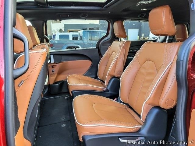 2026 CHRYSLER PACIFICA - Image 11