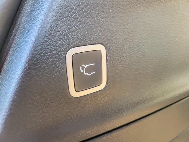 2026 CHRYSLER PACIFICA - Image 18