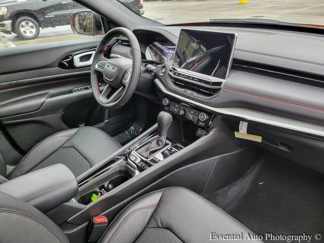 2026 JEEP COMPASS - Image 26