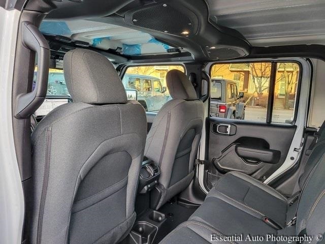 2026 JEEP GLADIATOR - Image 13