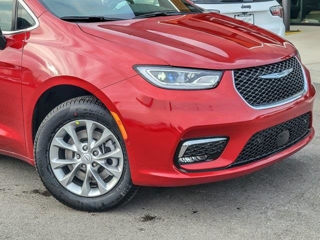 2026 CHRYSLER PACIFICA - Image 2