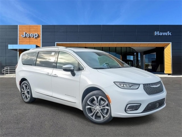 2026 CHRYSLER PACIFICA - Image 1