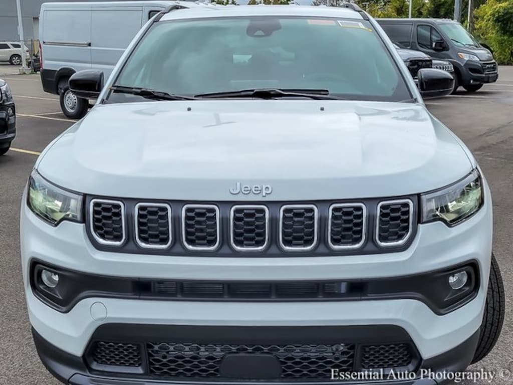 New 2026 Jeep Compass Latitude Sport Utility