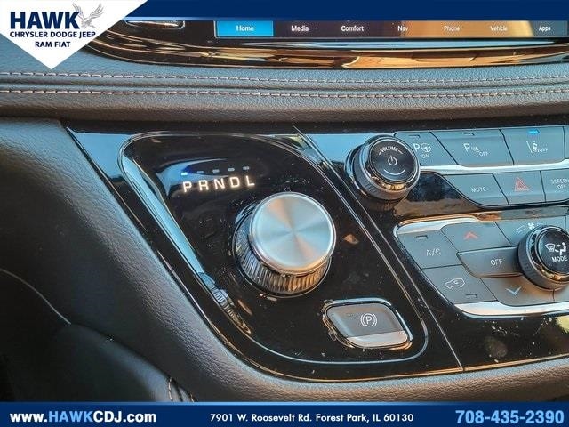 2025 CHRYSLER PACIFICA - Image 26