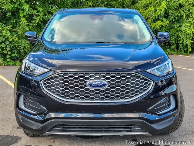 2024 Ford Edge SEL photo 3
