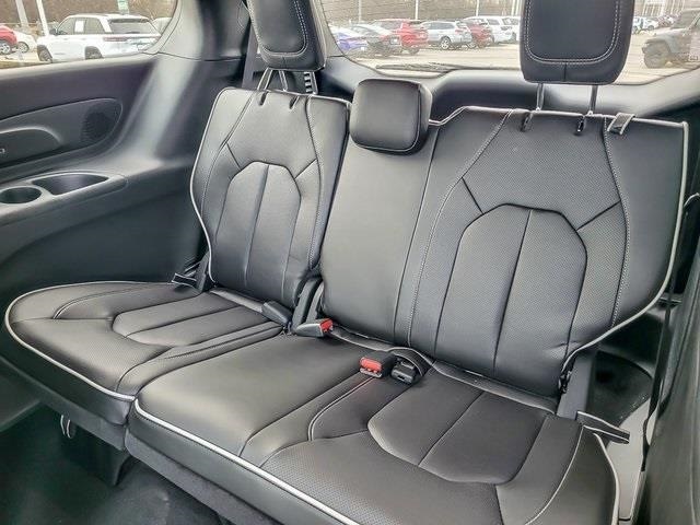 2026 CHRYSLER PACIFICA - Image 12