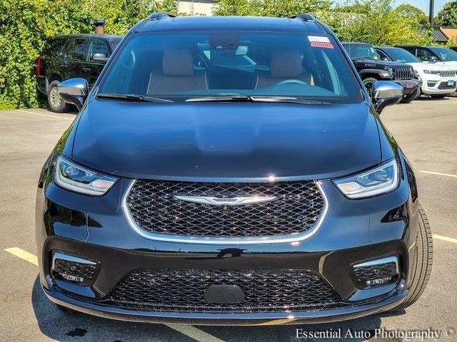 2026 CHRYSLER PACIFICA - Image 4