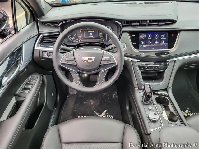 2025 CADILLAC XT5 - Image 13