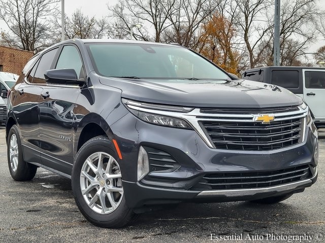 2022 Chevrolet Equinox LT's photo