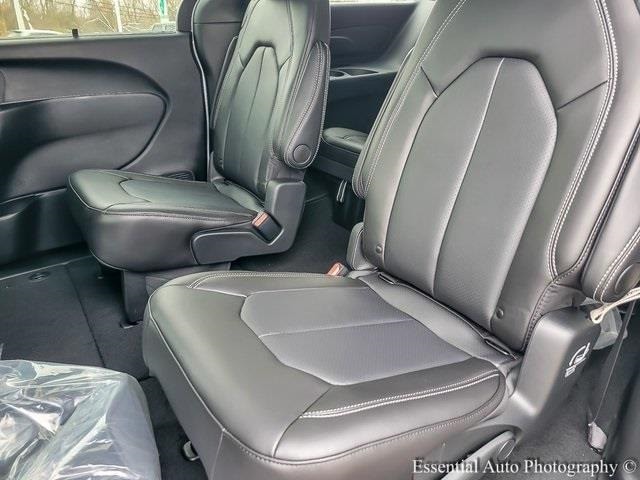 2026 CHRYSLER PACIFICA - Image 10