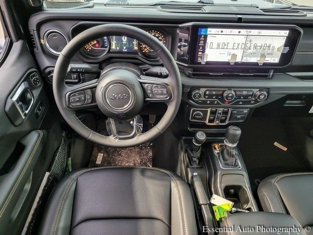 2026 JEEP GLADIATOR - Image 13