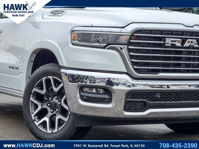 2025 RAM 1500 - Image 3