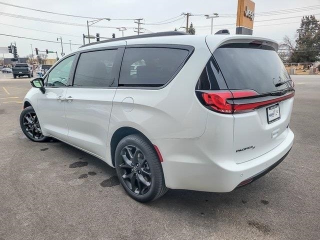 2026 CHRYSLER PACIFICA - Image 7