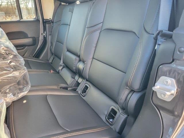 2026 JEEP GLADIATOR - Image 8