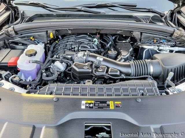 2025 JEEP GRAND CHEROKEE L - Image 8