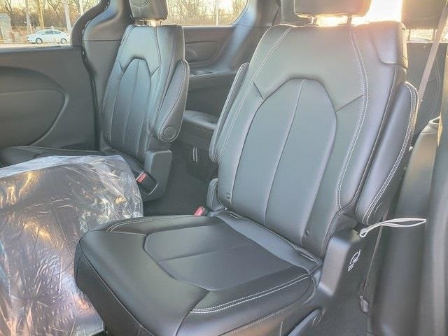 2026 CHRYSLER PACIFICA - Image 10