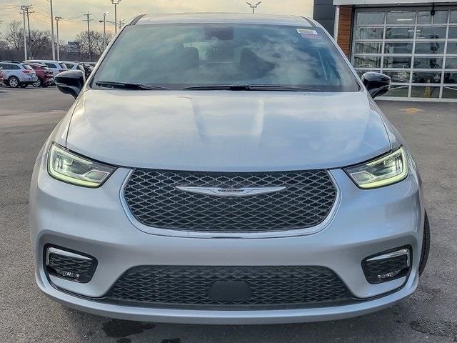 2026 CHRYSLER PACIFICA - Image 4